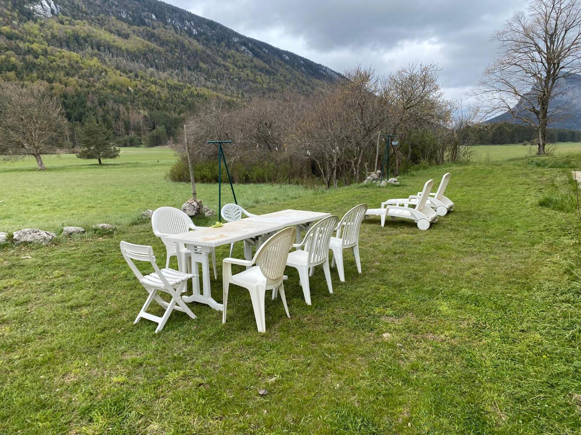 La Grande Maison Dans La Prairie Caille Exterior foto